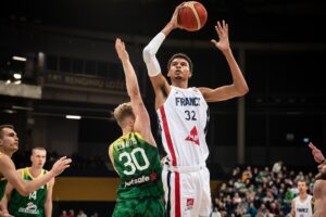 Victoras Wembanyama (FIBA nuotr.)