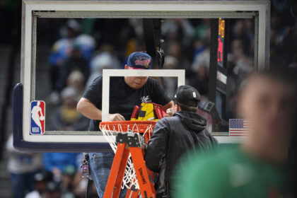 Nuggets ir Celtics mače teko taisyti lanką (AP-SCANPIX nuotr.)