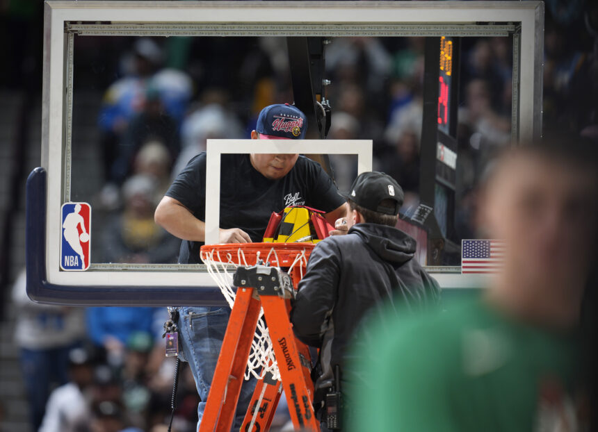 Nuggets ir Celtics mače teko taisyti lanką (AP-SCANPIX nuotr.)