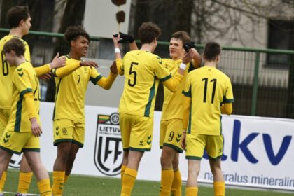 U16 vaikinų rinktinė iškovojo pirmą pergalę UEFA Development turnyre (LFF nuotr.)