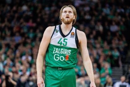 Brady Manekas (BNS Foto nuotr.)