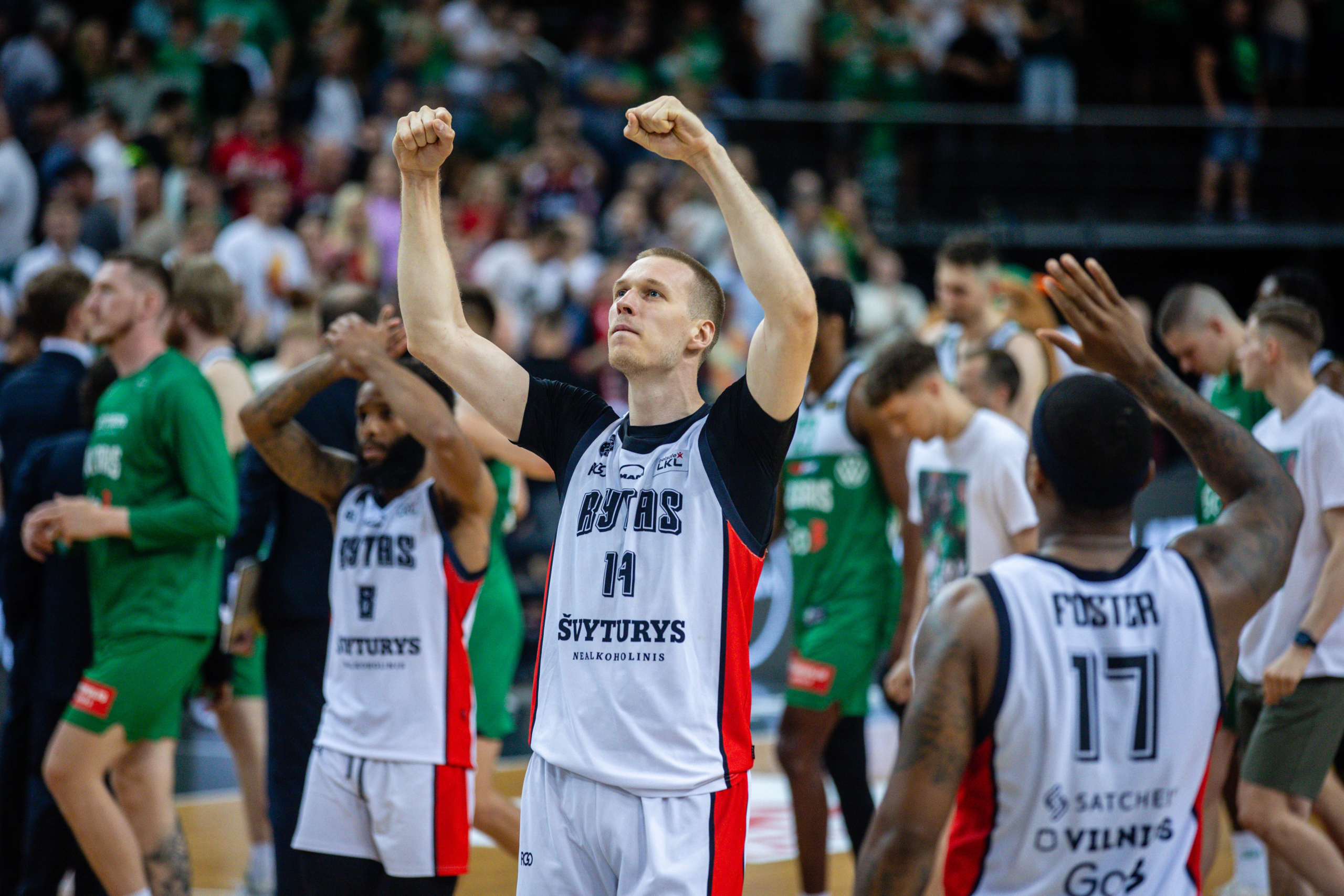 Bomba Vilniuje: Echodas grįžta į „Rytą“!