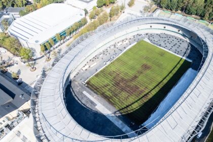 Dariaur ir Girėno stadiono veja. 2024-09-04, Kaunas (Erikas Ovčarenko/BNS)