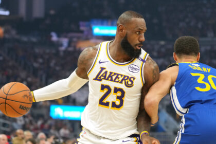 LeBronas Jamesas ir Stephas Curry (Scanpix nuotr.)