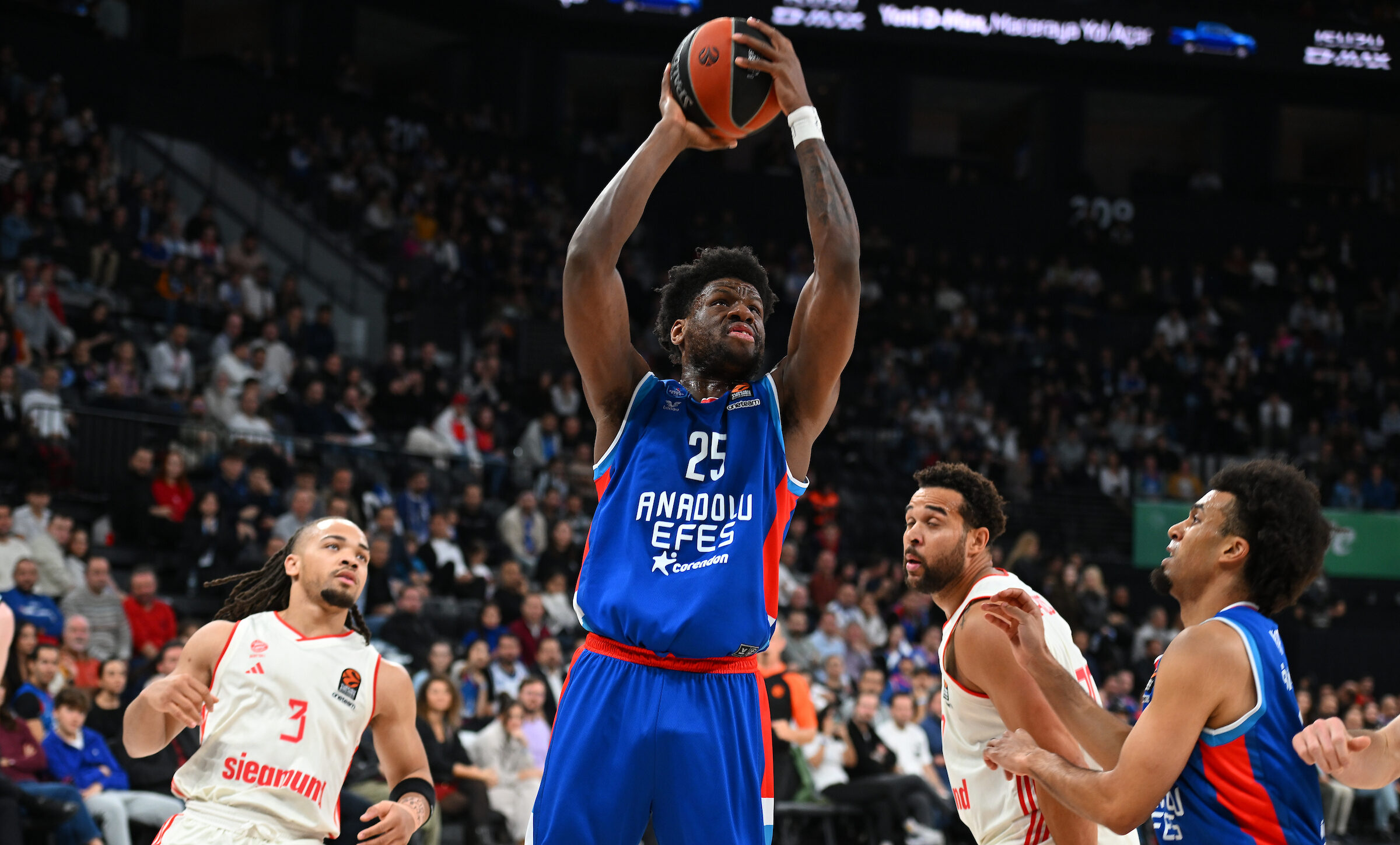 Dvigubas perėjimas: „Hapoel“ papildė ir Oturu