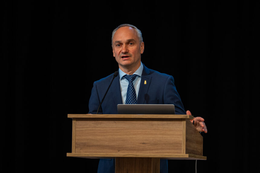 Po LKF konferencijos Balčiūnui teko atsakyti į nepatogius klausimus