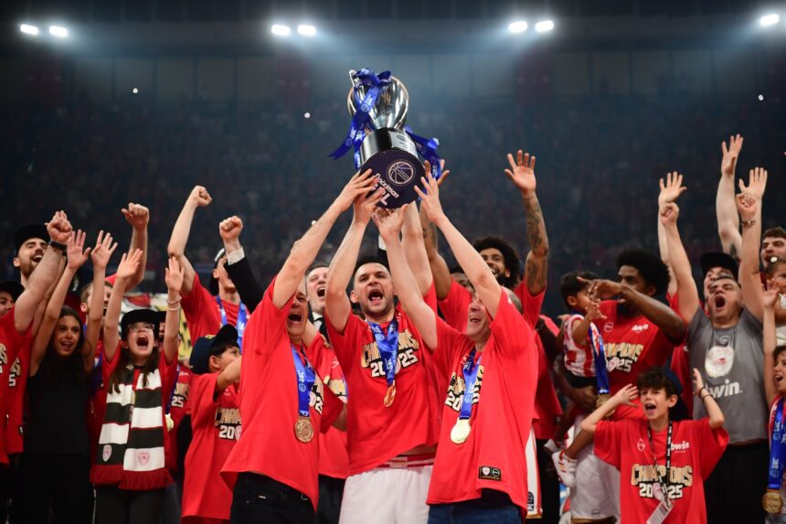 Skandalingame Graikijos finale triumfavo „Olympiacos“ komanda