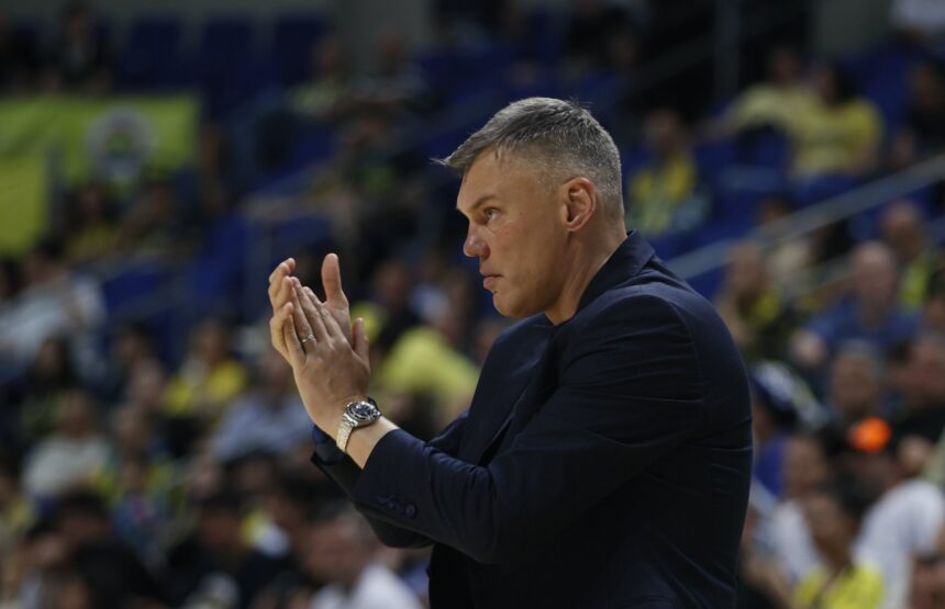 Vargais negalais pusfinalį pasiekęs Šaras: „Kovojame patys su savimu“