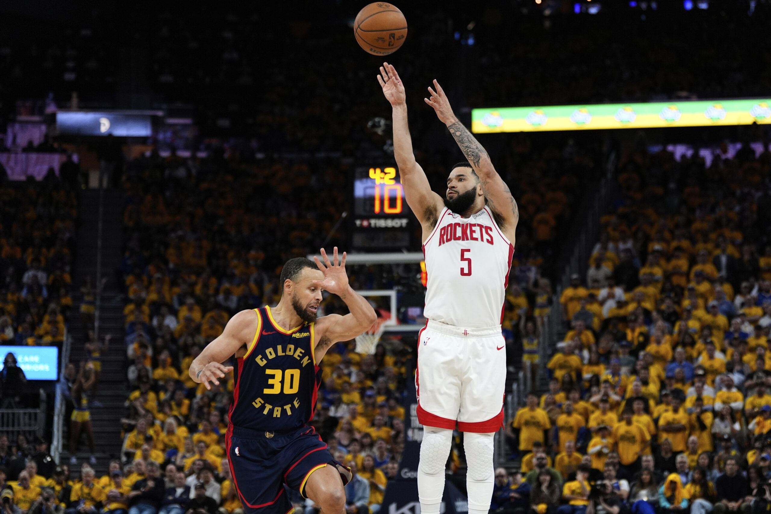 „Rockets“ sutarė dėl naujo kontrakto su svarbiu gynėju - O, Sportas!