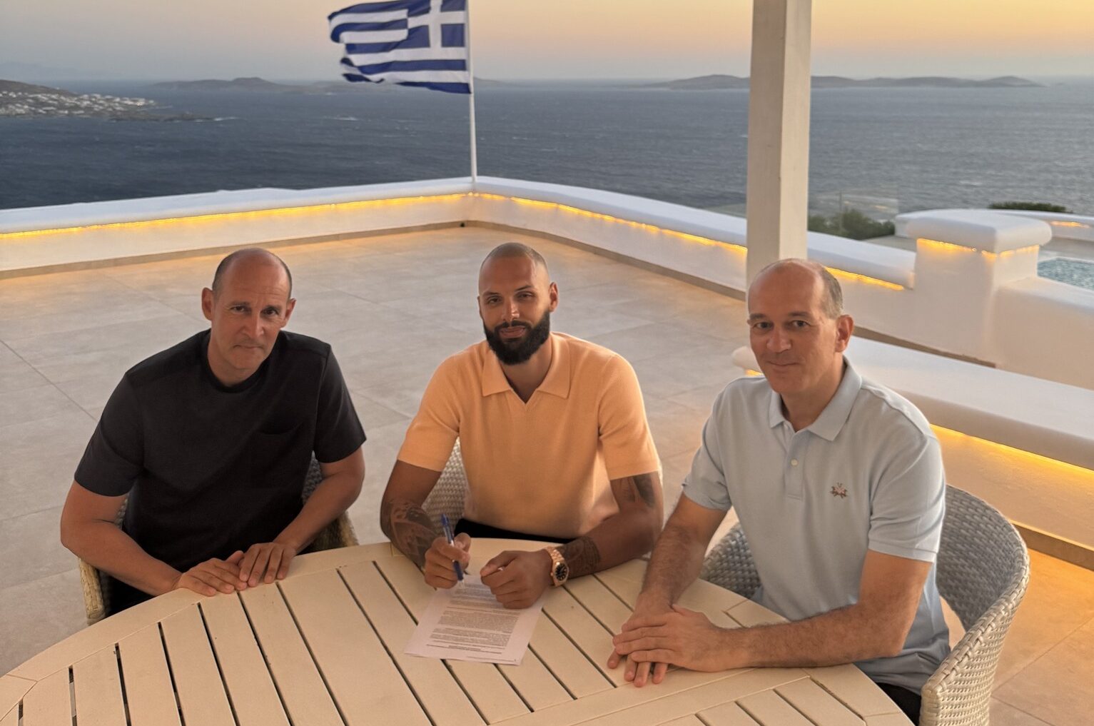 Žvaigždė lieka Graikijoje: Fournier su „Olympiacos“ pasirašė ilgalaikį kontraktą
