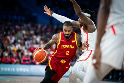 Lorenzo Brownas (FIBA nuotr.)