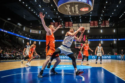 Jamesas Karnikas (FIBA nuotr.)