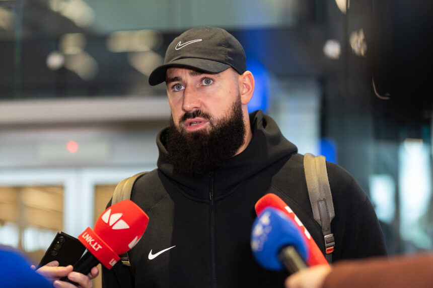 Valančiūnas – apie medalių viltį ir tris centrus EČ: „Man bus mažiau darbo treniruotėse“