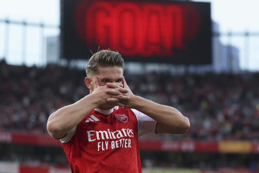 „Arsenal“ sutriuškino varžovus, tačiau prarado du svarbius žaidėjus