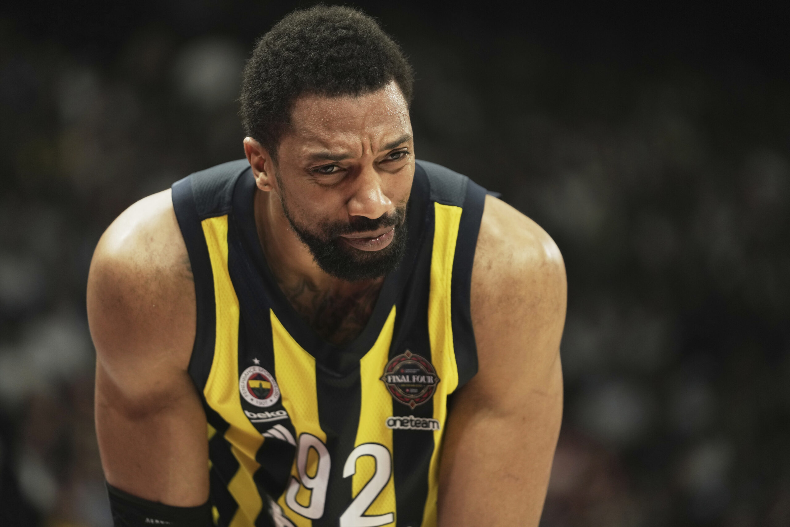 „Fenerbahče“ pratęsė sutartį su Khemu Birchu