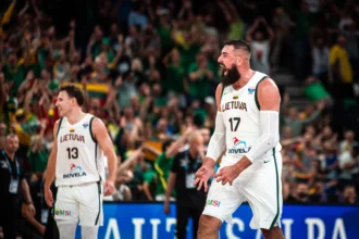 Jonas Valančiūnas (FIBA nuotr.)