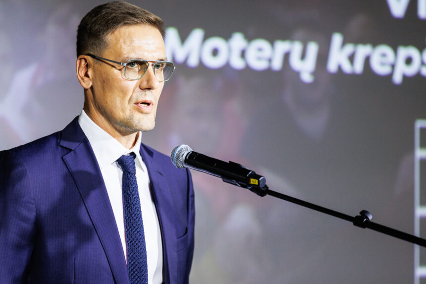 Į Javtoko skandalą sureagavo ir laidos vedėjas: „Įžeidžiantis turinys buvo įdėtas per klaidą“