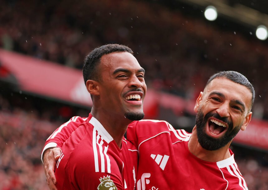„Liverpool“ pateisino favoritų statusą miesto derbyje