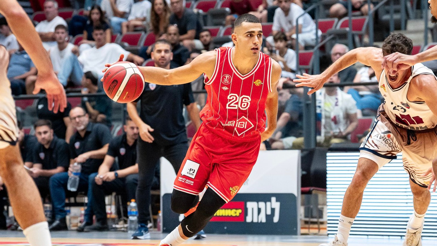 Į Izraelį vykusių „Hapoel“ žaidėjų skrydis nukreiptas į kitą šalį