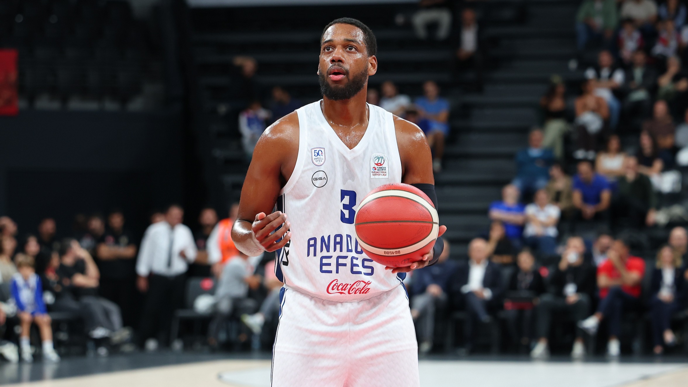 „Anadolu Efes“ užtikrinta pergale pradėjo Turkijos lygos kovas