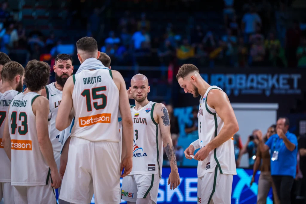 Lietuvos rinktinė (FIBA nuotr.)