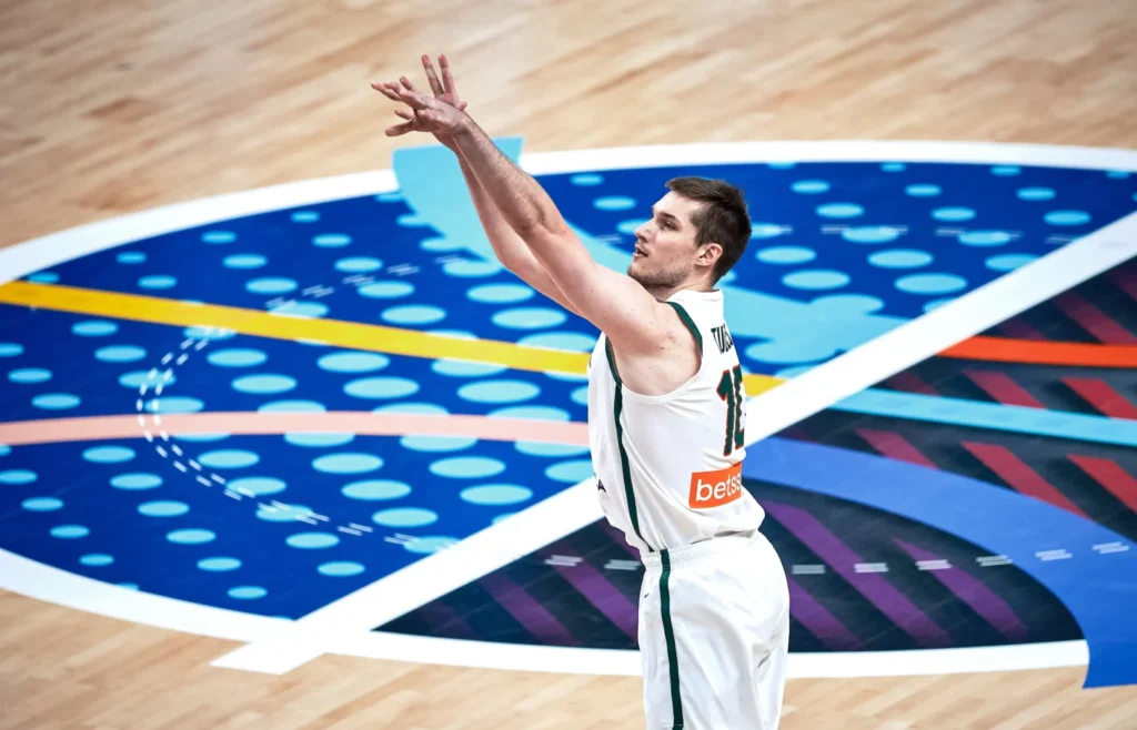 Ąžuolas Tubelis (FIBA nuotr.)