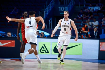 Maodo Lo ir Andreasas Obstas (FIBA nuotr.)