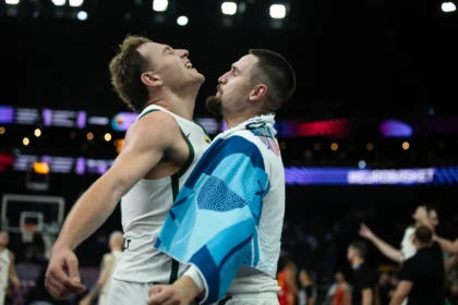 Rokas Jokubaitis ir Margiris Normantas (FIBA nuotr.)