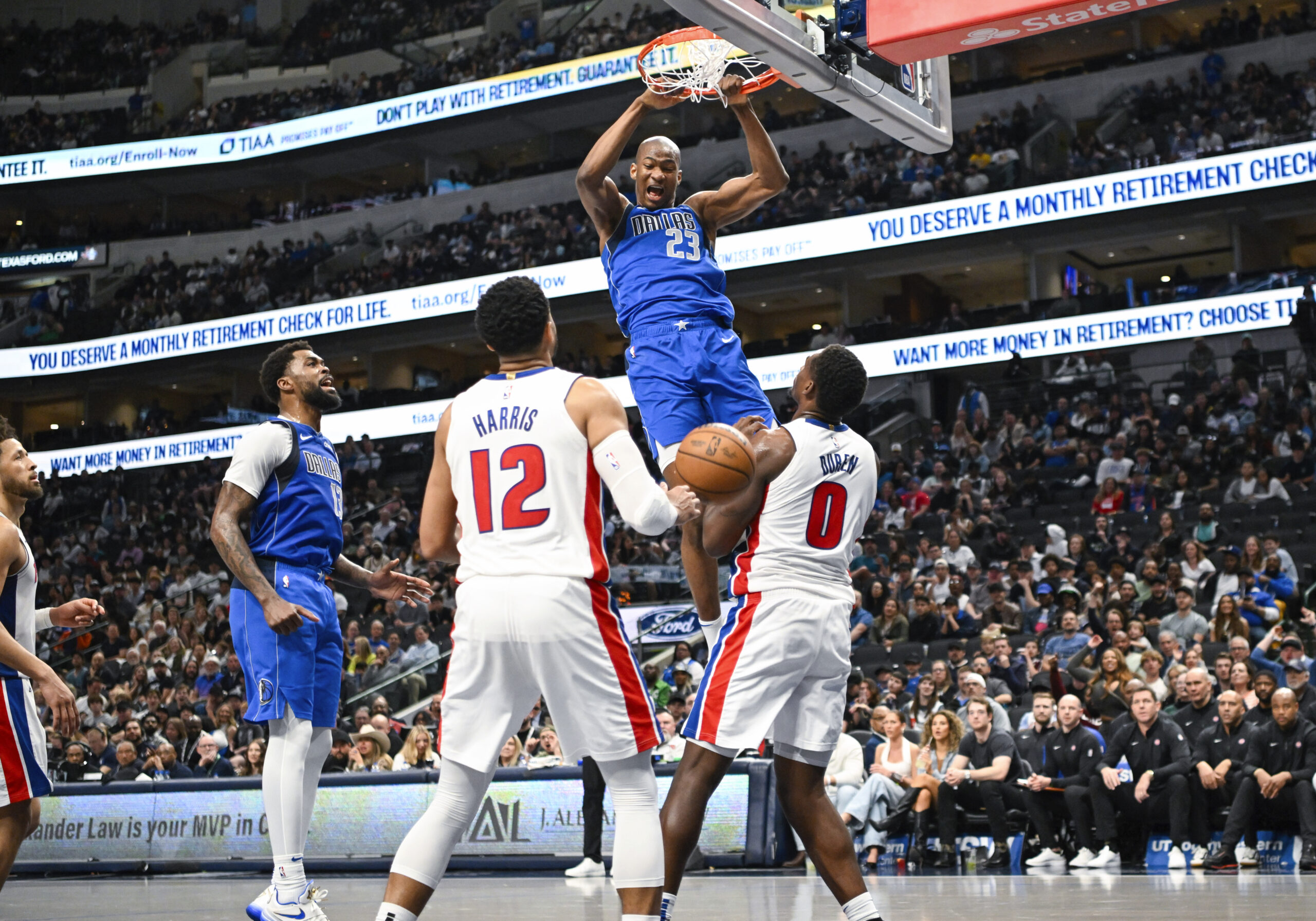 „Anadolu Efes“ papildė NBA neįsitvirtinęs aukštaūgis