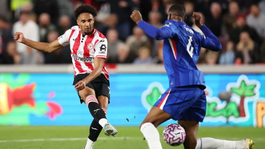 Per pridėtą laiką įvartį praleidęs „Chelsea“ išbarstė taškus prieš „Brentford“