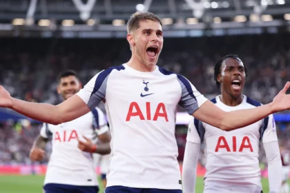 Micky van de Venas, „Premier League“ nuotr.