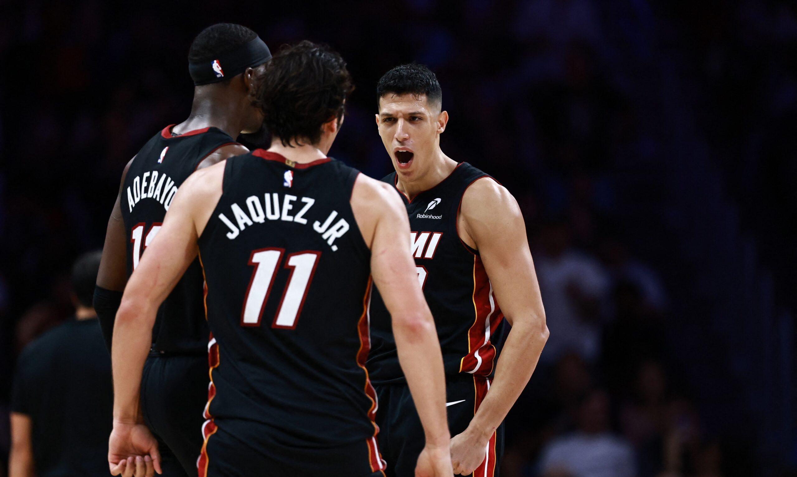 Jakučionis dar nedebiutavo, o „Heat“ pradėjo pergalių seriją