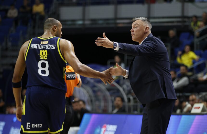 „Fenerbahče“ žvaigždės liaupsės Jasikevičiui: „Gauname detalesnę informaciją nei kiti Eurolygos žaidėjai“