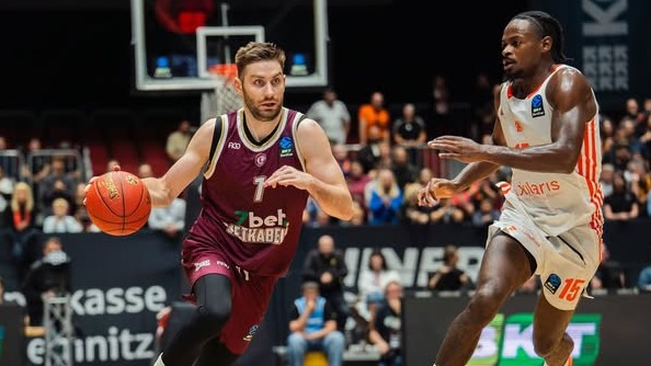 Be variantų: puolime strigęs „Lietkabelis“ sutriuškintas Vokietijoje
