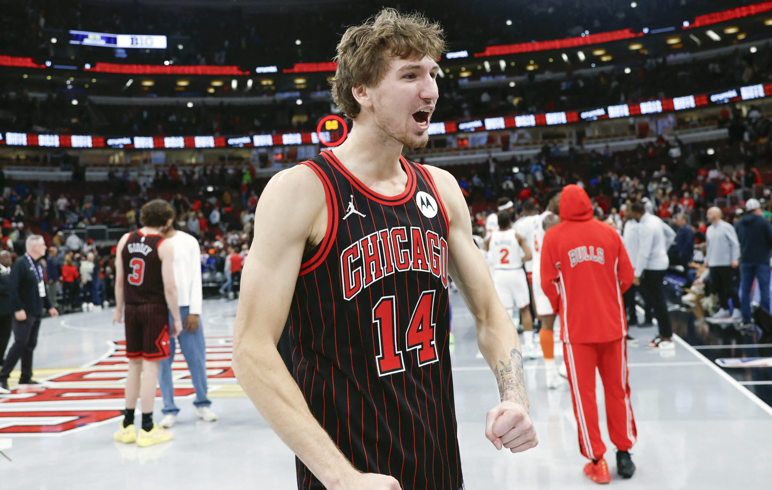 Geriausias „Bulls“ startas nuo Jordano laikų pažymėtas įspūdingais Buzelio dėjimais