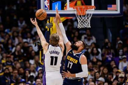 Domantas Sabonis ir Jonas Valančiūnas (Scanpix nuotr.)