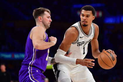 Luka Dončičius ir Victoras Wembanyama (Scanpix nuotr.)