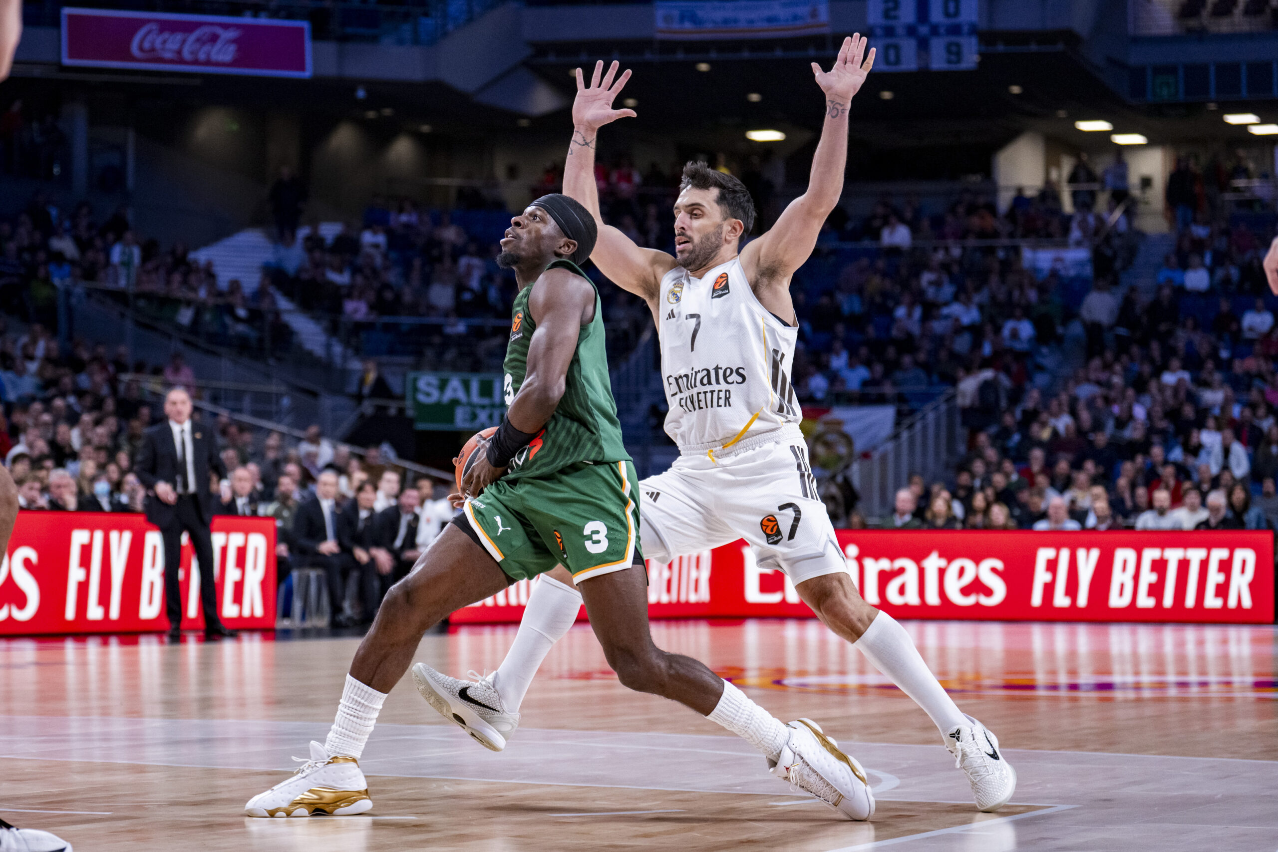 Ispanų spauda – apie teisėjų sprendimus ir „Real“ fanų ovacijas Francisco: „Jam prilygsta tik keli“