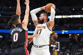 Jonas Valančiūnas (Scanpix nuotr.)