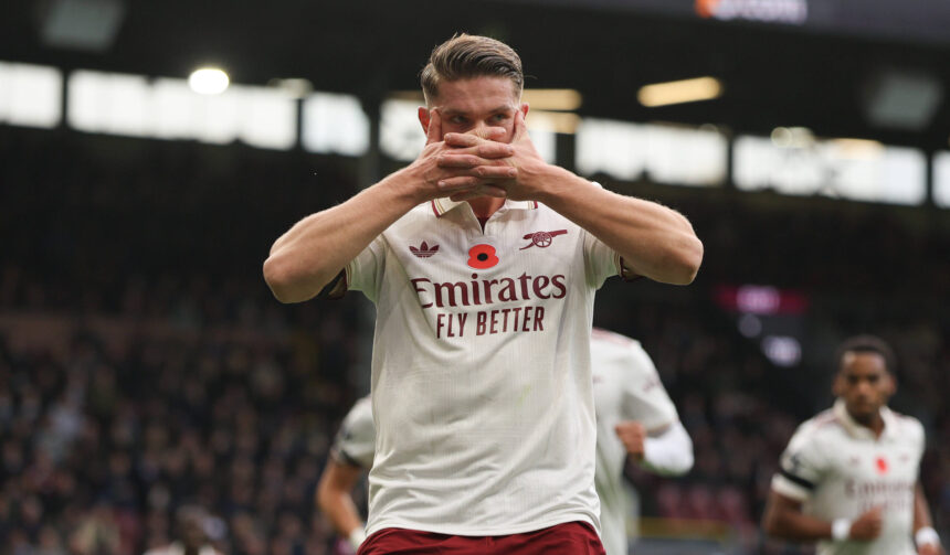 „Arsenal“ pratęsė įspūdingą seriją, „Manchester United“ pergalių atkarpa nutrūko Notingame