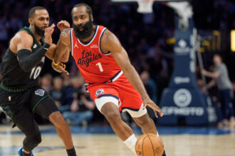 Jamesas Hardenas. Scanpix nuotr.