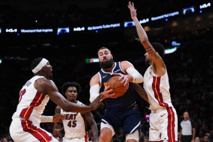 Jonas Valančiūnas (Scanpix nuotr.)