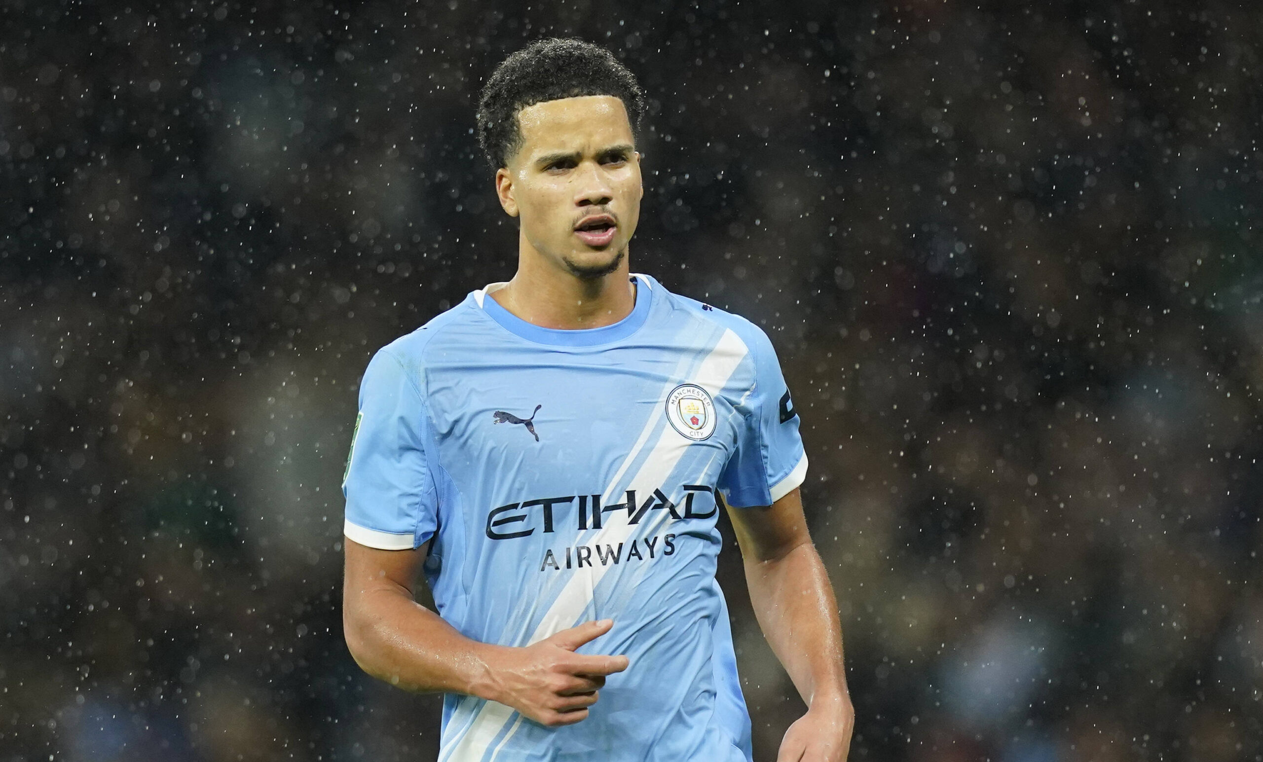 Lietuviškų šaknų turintis Mukasa karjerą tęs „Leicester City“