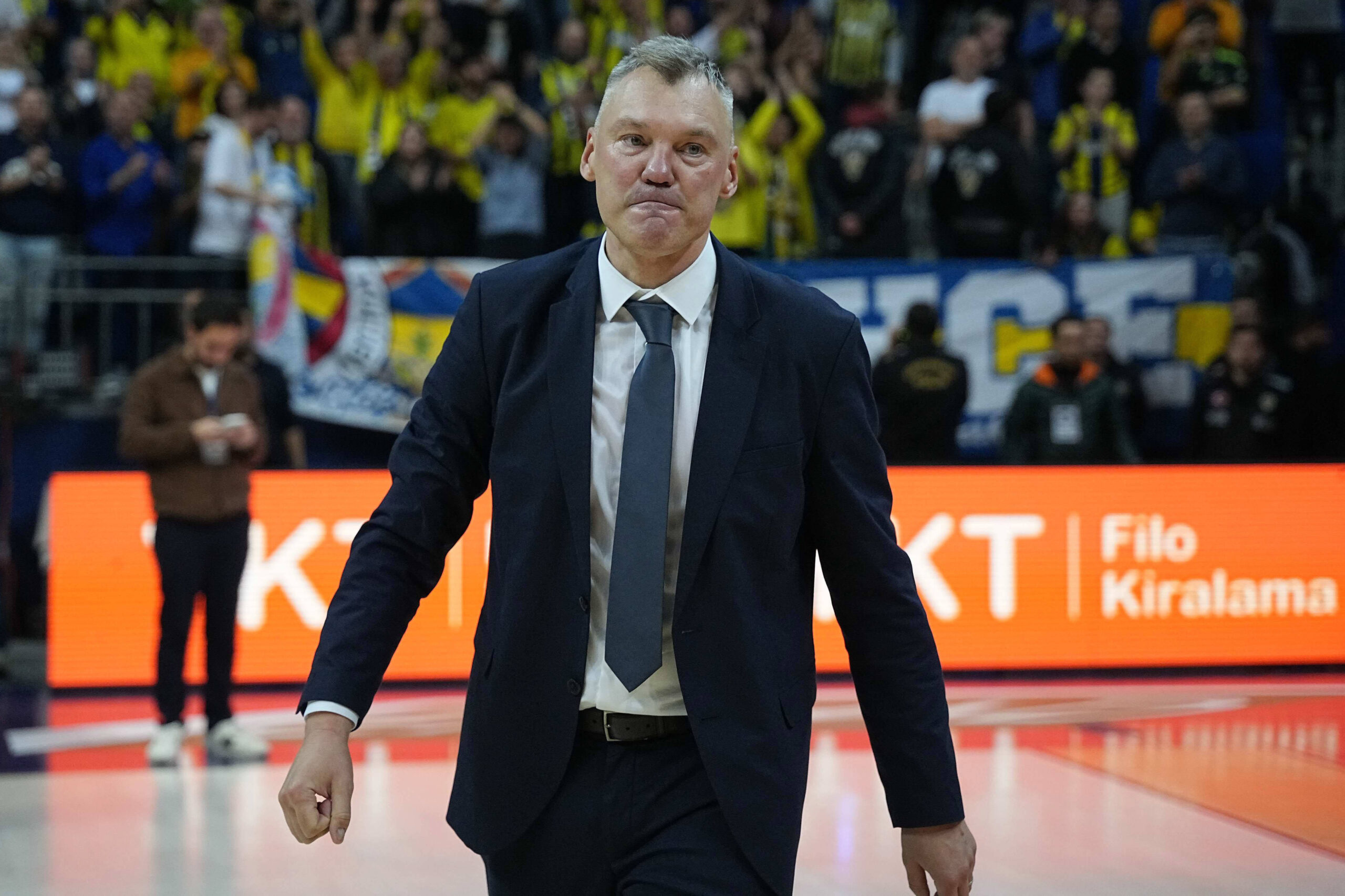 Pergale jubiliejų pažymėjęs Šaras: „Dieve, saugok Stambulą šį vakarą ...