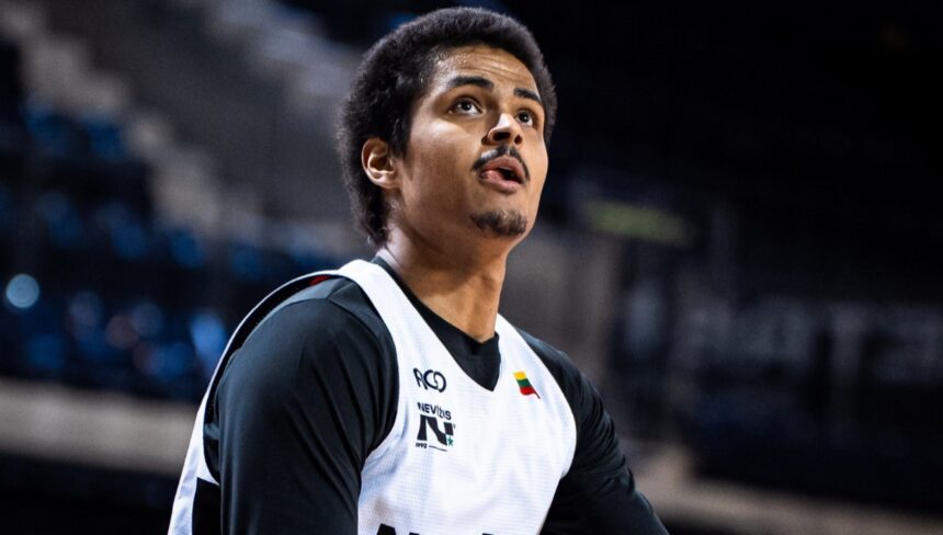 Ambicijų neslepianti Kėdainių komanda pasipildė vidurio puolėju