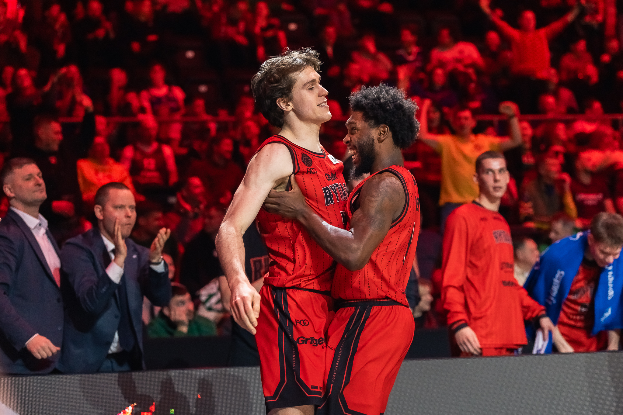 Be intrigos: Sargiūno užkurtas „Rytas“ Žibėnui įteikė pirmą bilietą į KMT finalą