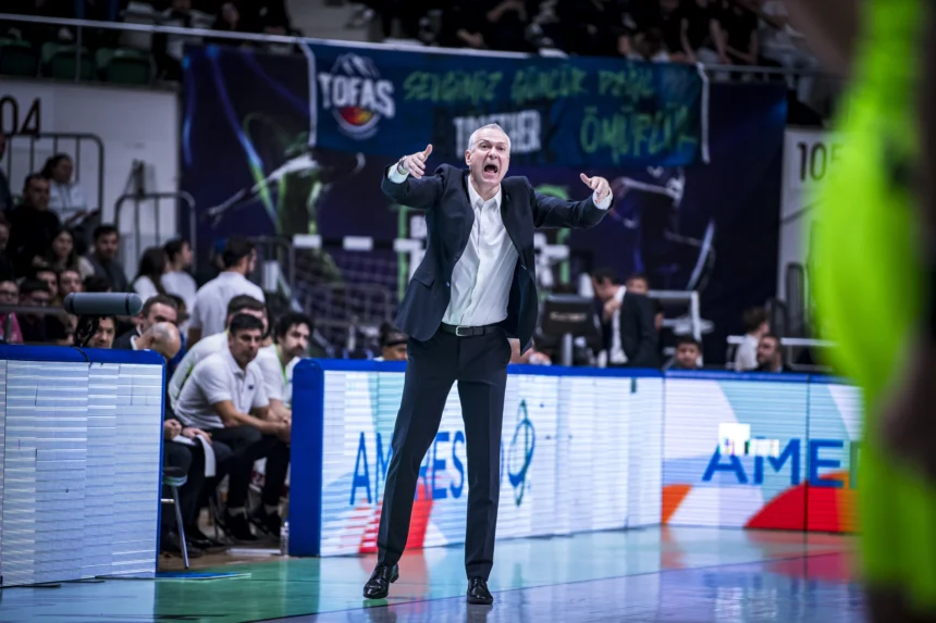 Čempionų lygoje viltis palaidojusi Blaževičiaus komanda atsisveikino su treneriu