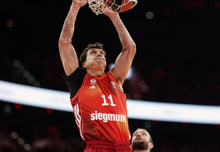 „Bayern“ po pratęsimo pralaimėjo Vokietijos taurės pusfinalį