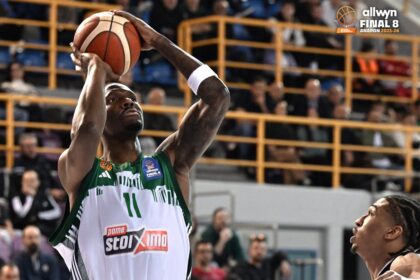 Nigelas Hayesas-Davisas ir Erginas Atamanas (Panathinaikos BC nuotr.)