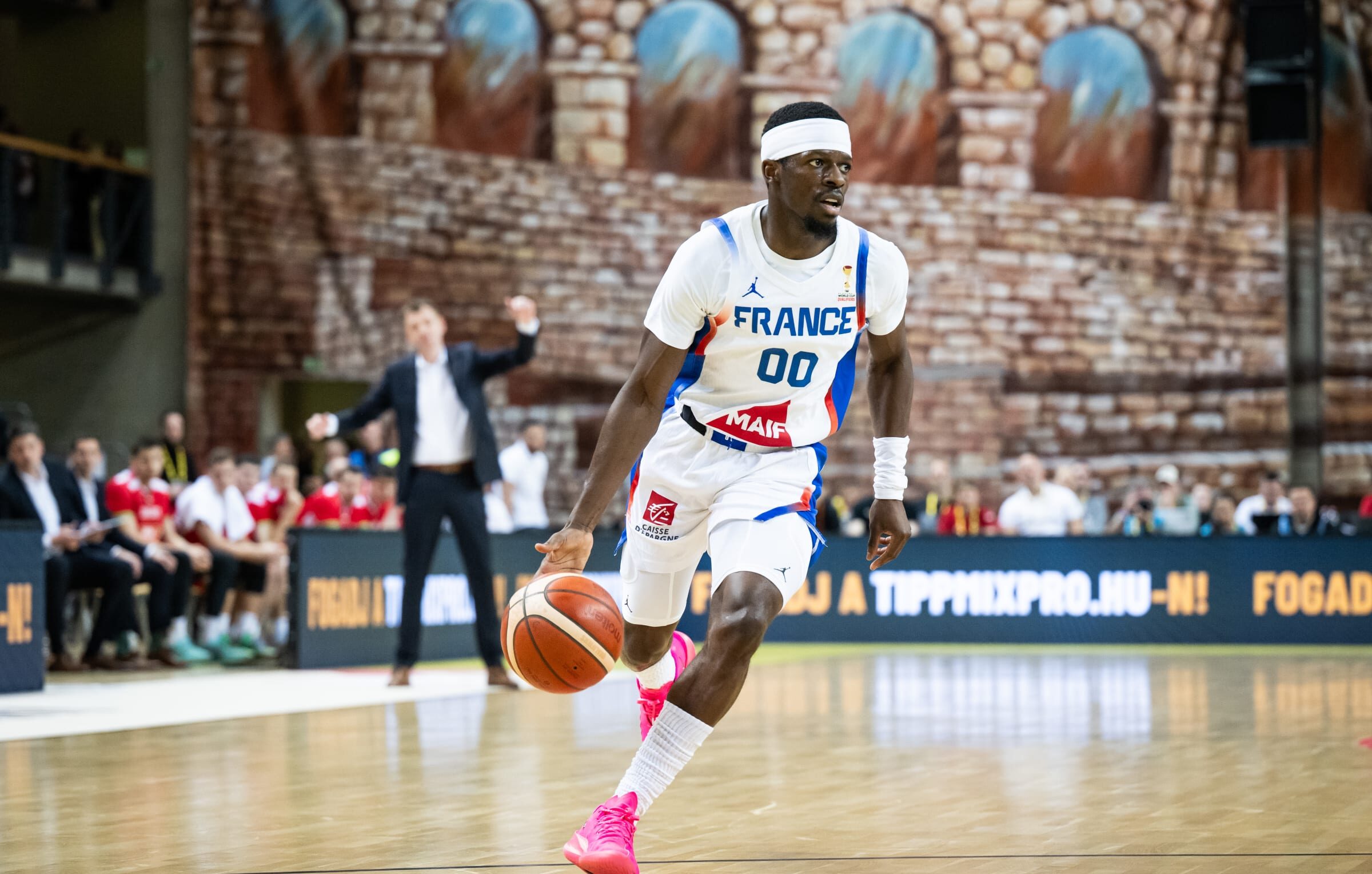 Francisco tritaškiu išplėšė pergalę Prancūzijos rinktinei